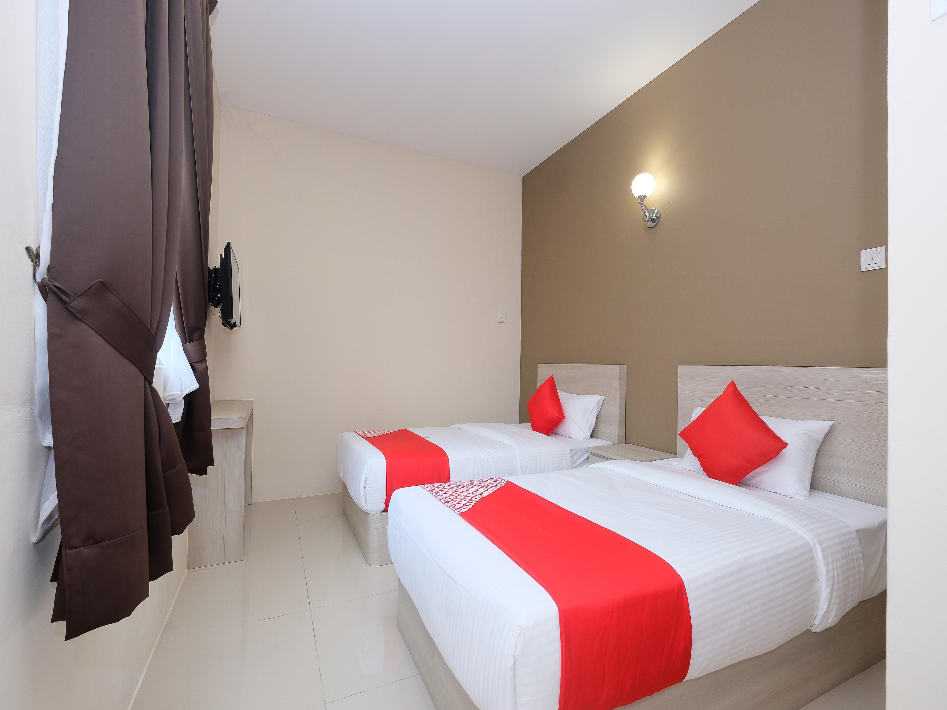 Super Oyo 43935 Mancalin Hotel Kuantan Exterior foto